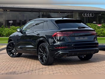 Used Audi Q8 2026 for sale - 79639800: Photo
