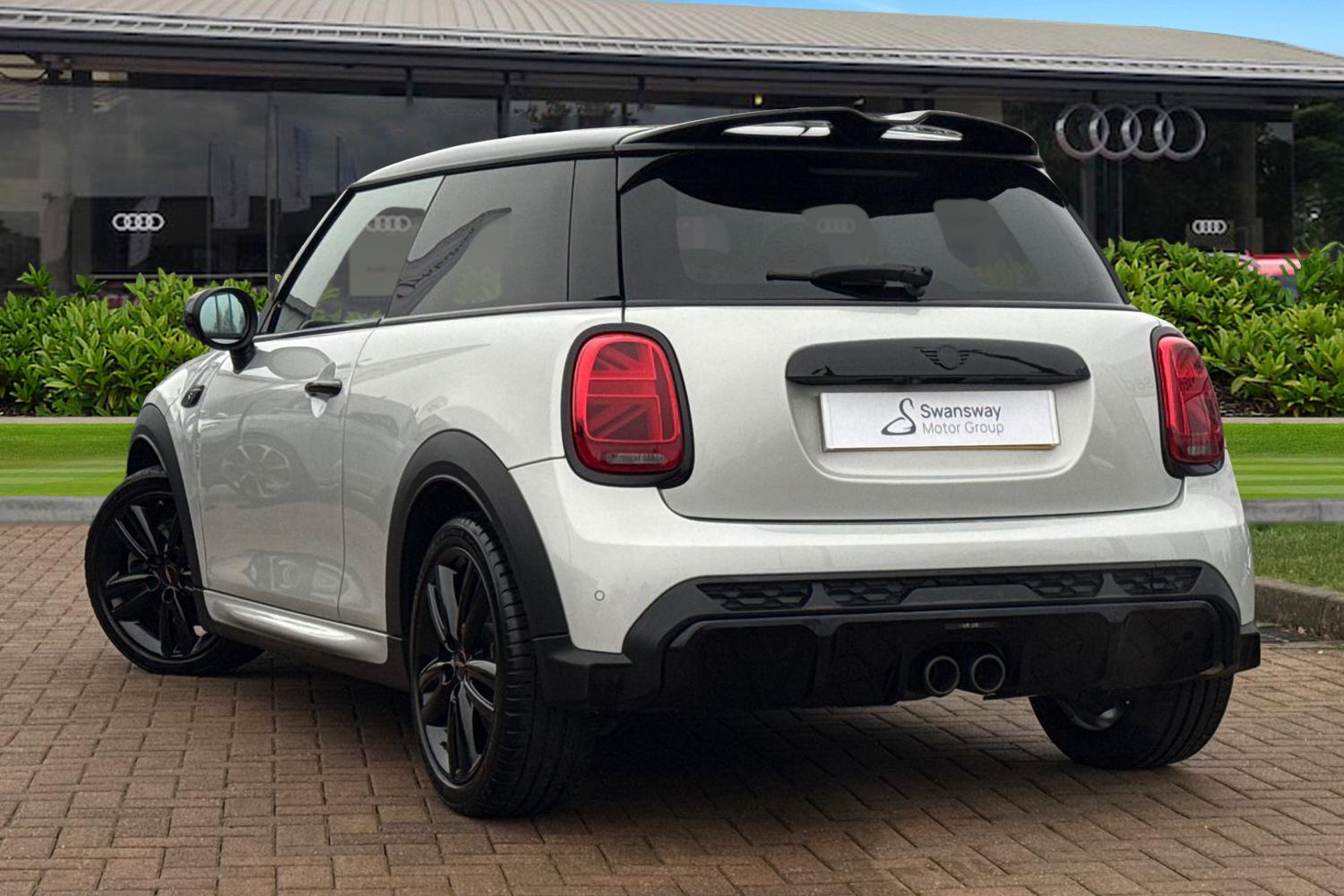 Used MINI Hatch 2021 for sale - 77535338: Photo 2