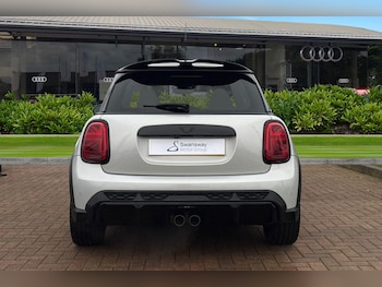 Used MINI Hatch 2021 for sale - 77535338: Photo
