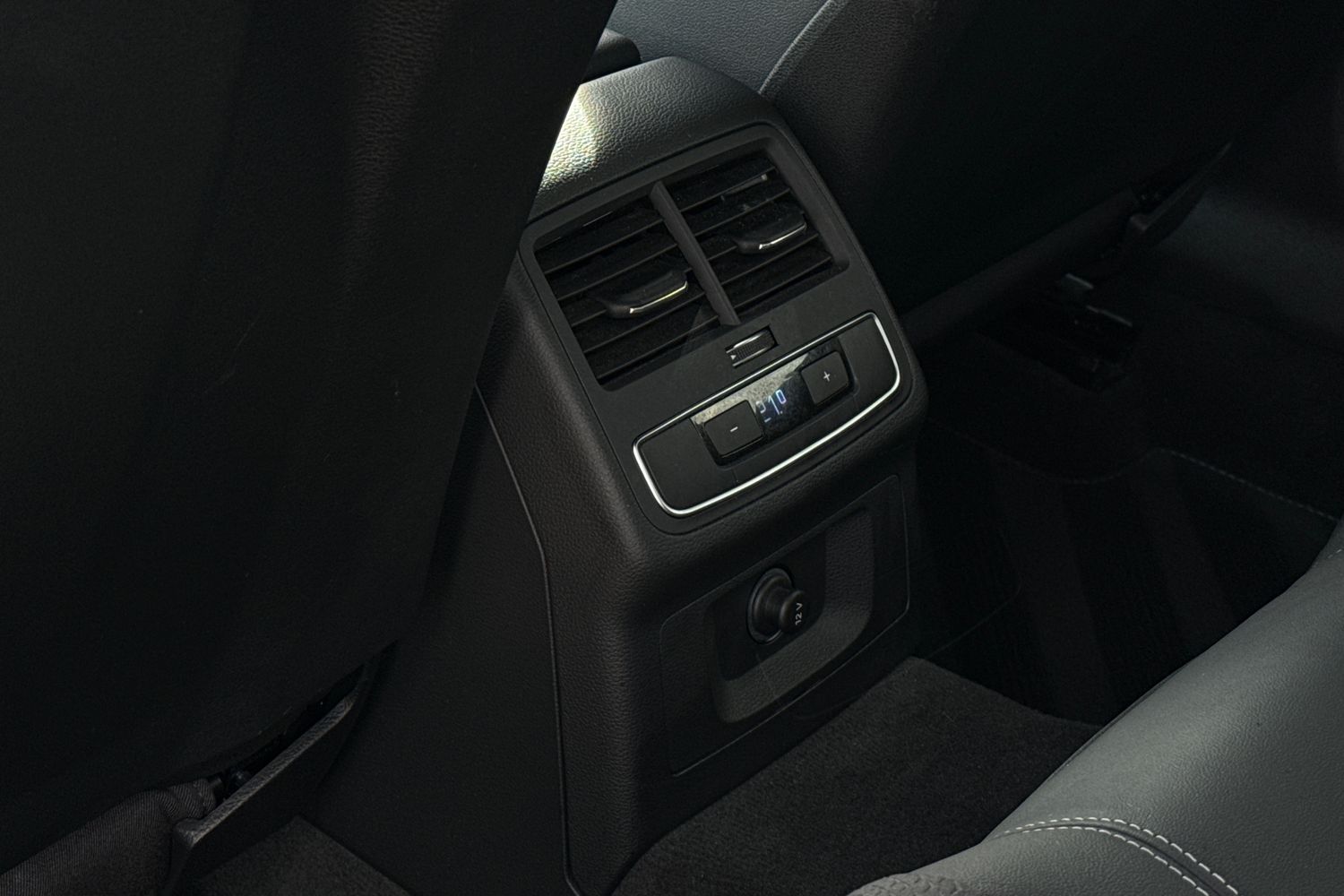 Used Audi A4 2023 for sale - 76300387: Photo 28