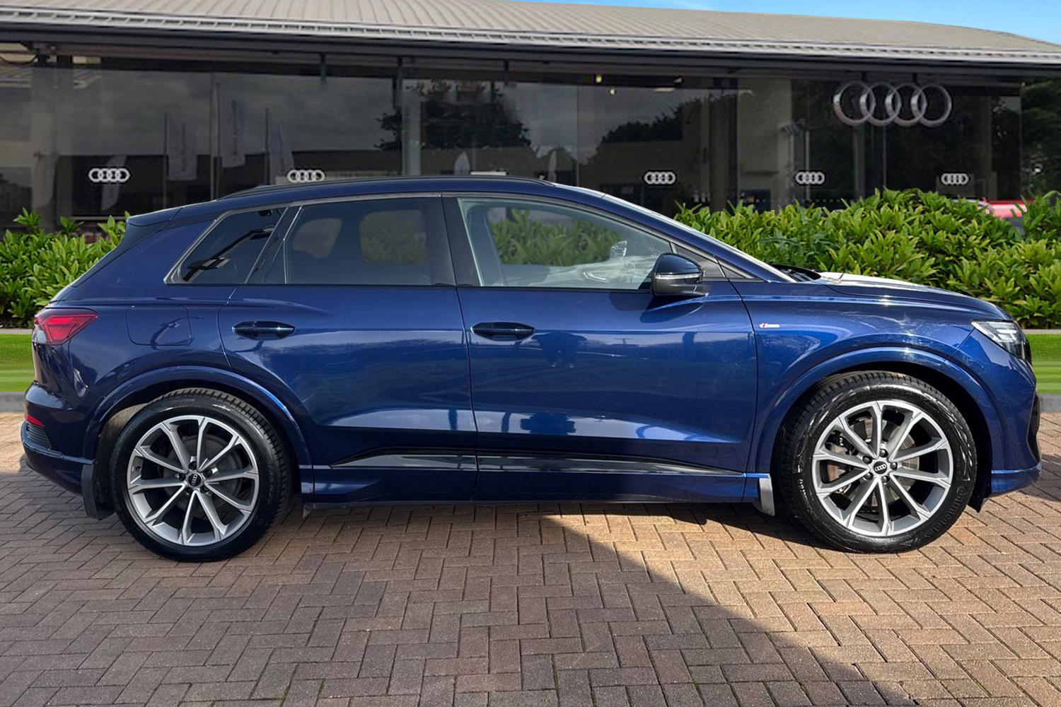 Used Audi Q4 e-tron 2022 for sale - 77642037: Photo 3