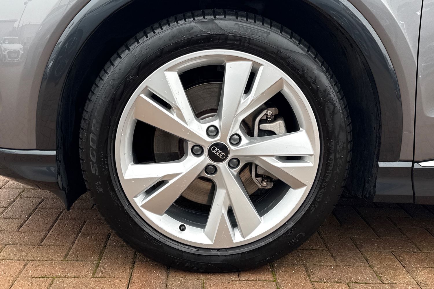 Used Audi Q4 e-tron 2024 for sale - 77444024: Photo 12