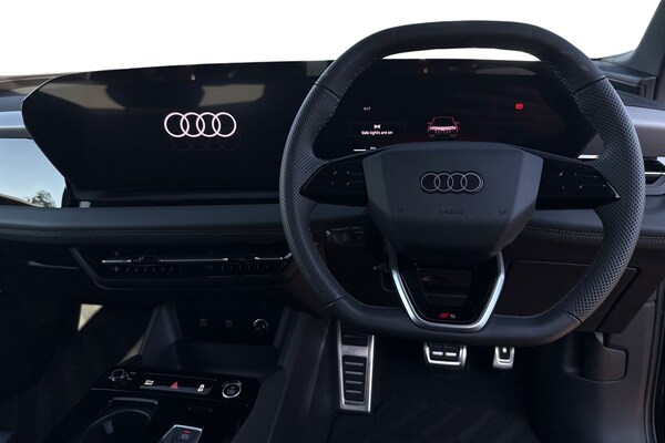 Used Audi Q6 e-tron 2025 for sale - 74937728: Photo 17