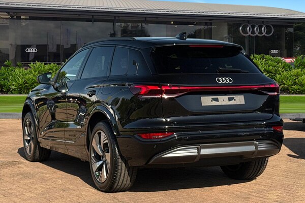Used Audi Q6 e-tron 2025 for sale - 74937728: Photo 2