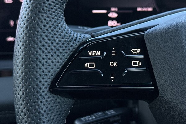 Used Audi Q6 e-tron 2025 for sale - 74937728: Photo 36