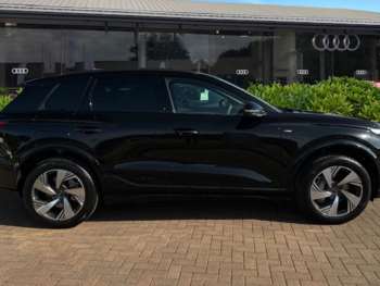 Used Audi Q6 e-tron 2025 for sale - 74937728: Photo