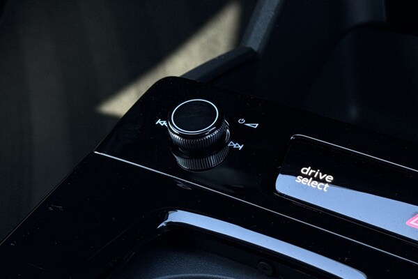 Used Audi Q6 e-tron 2025 for sale - 74937728: Photo 42