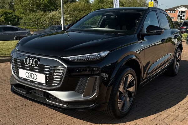 Used Audi Q6 e-tron 2025 for sale - 74937728: Photo 59