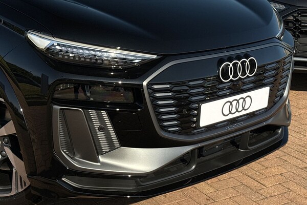Used Audi Q6 e-tron 2025 for sale - 74937728: Photo 8
