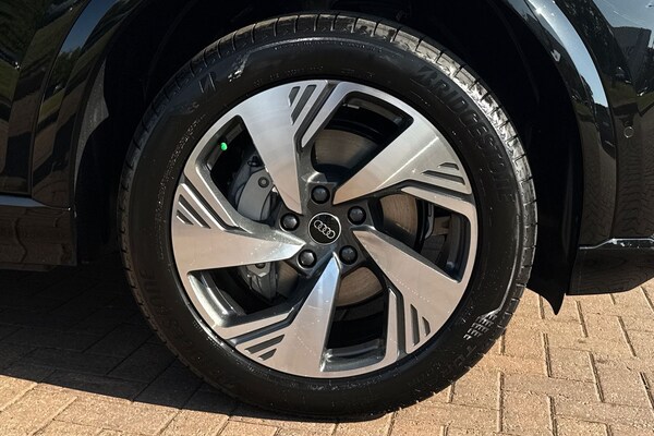 Used Audi Q6 e-tron 2025 for sale - 74937728: Photo 9