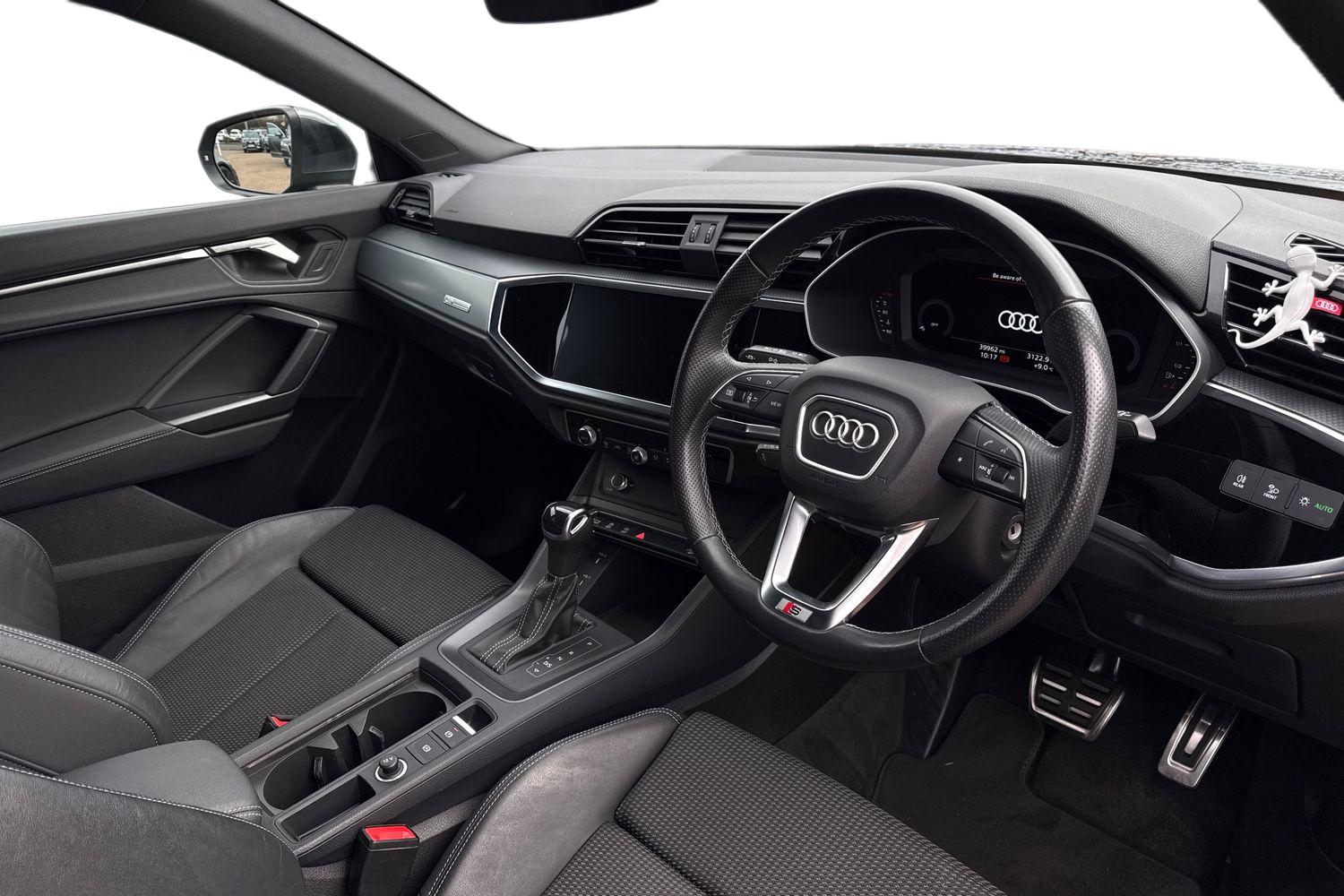 Used Audi Q3 2023 for sale - 77904484: Photo 14