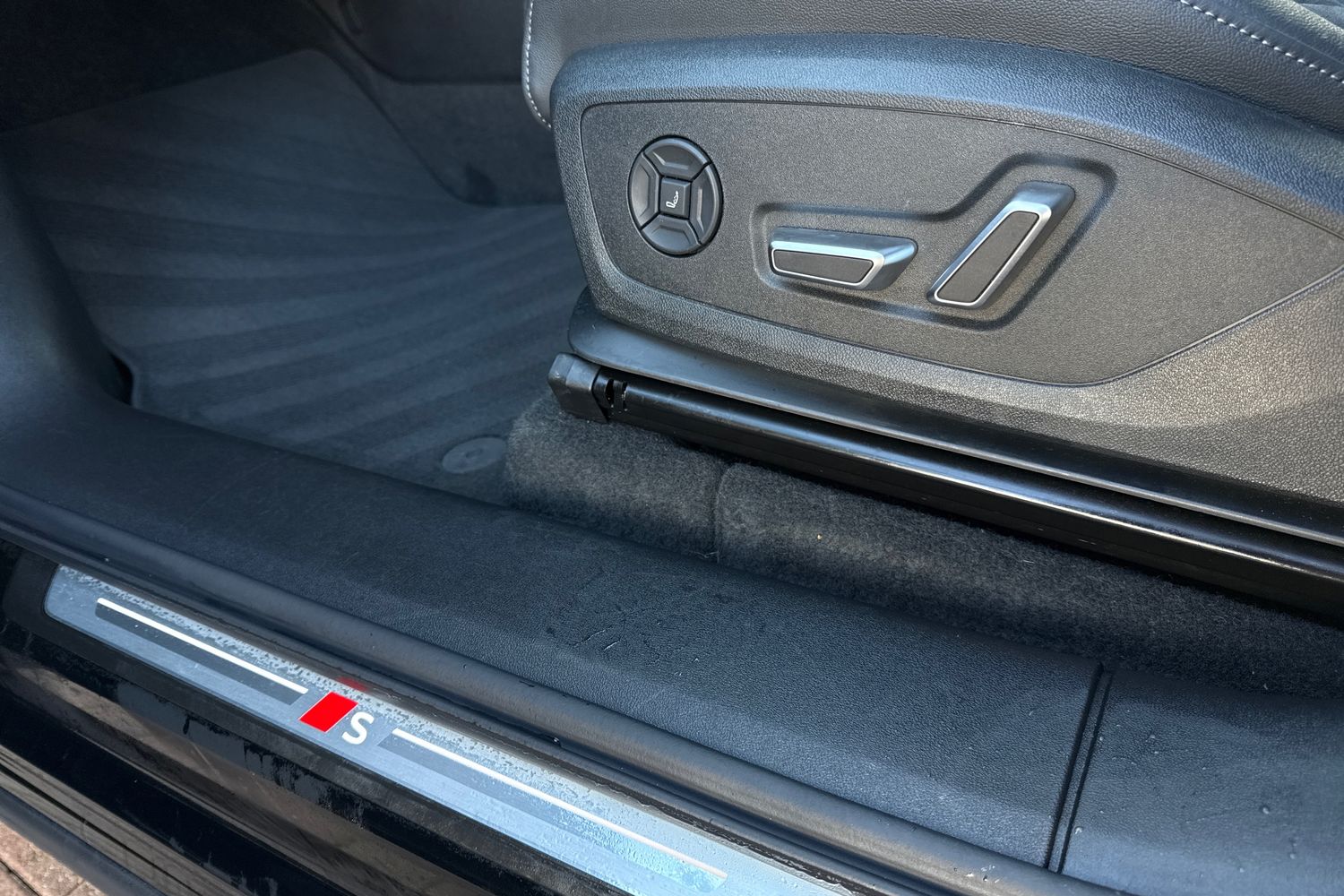 Used Audi Q6 e-tron 2025 for sale - 77006850: Photo 32