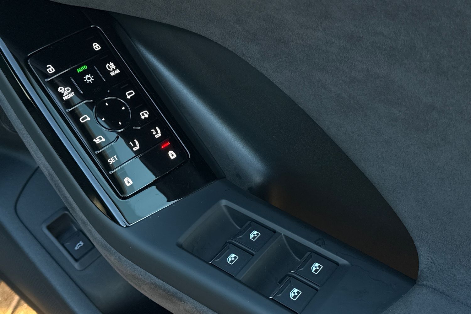 Used Audi Q6 e-tron 2025 for sale - 77006850: Photo 43