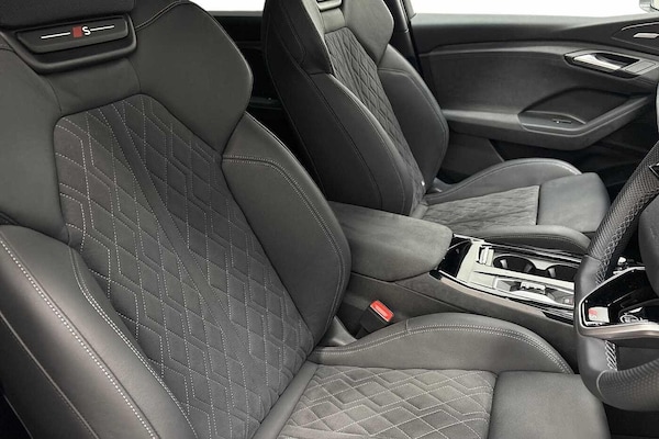 Used Audi Q4 e-tron 2024 for sale - 76300146: Photo 11