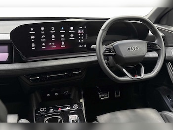 Used Audi Q4 e-tron 2024 for sale - 76300146: Photo 2