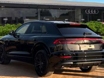 Used Audi Q8 2025 for sale - 73821429: Photo