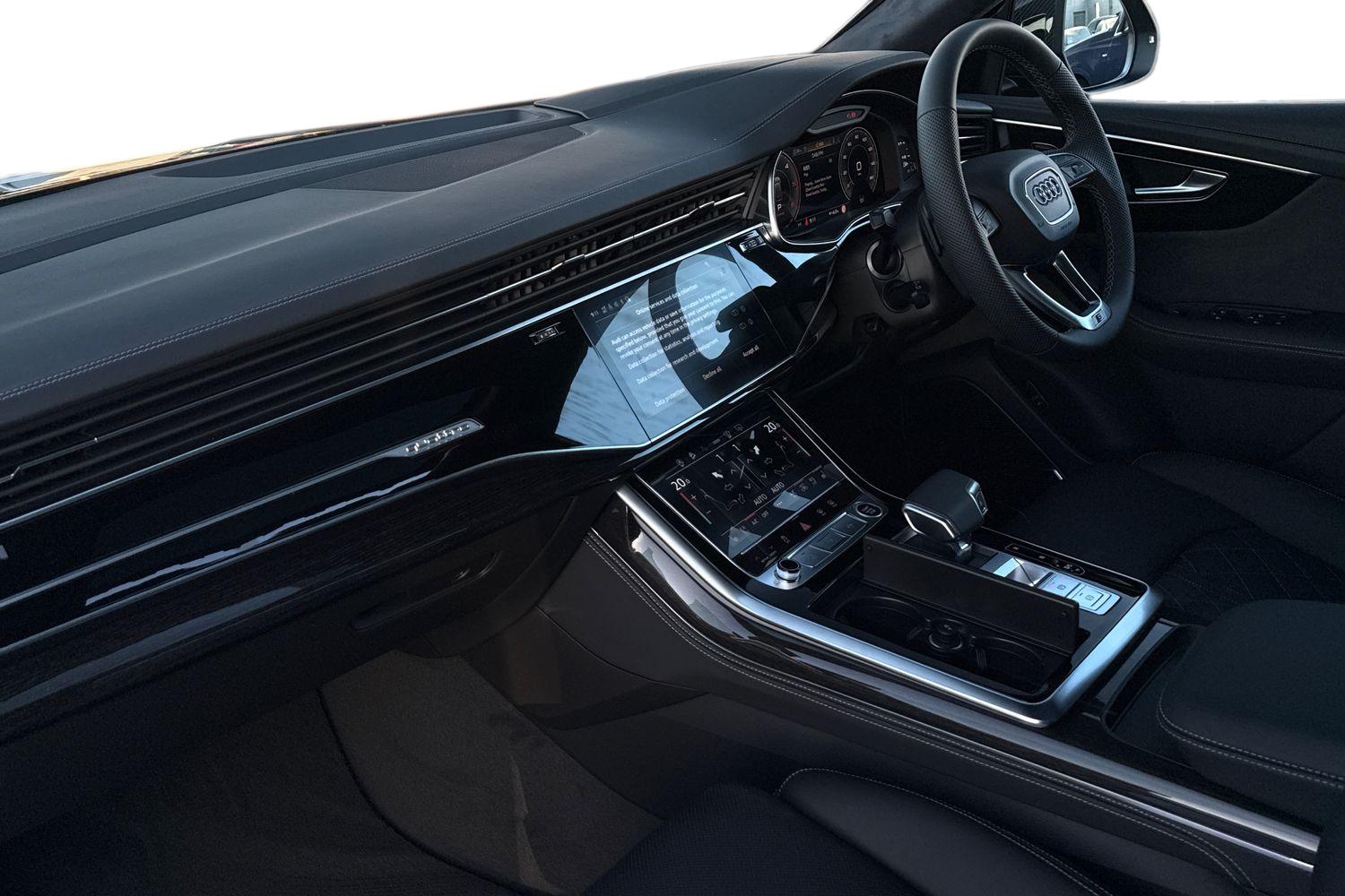 Used Audi Q8 2025 for sale - 76697770: Photo 14