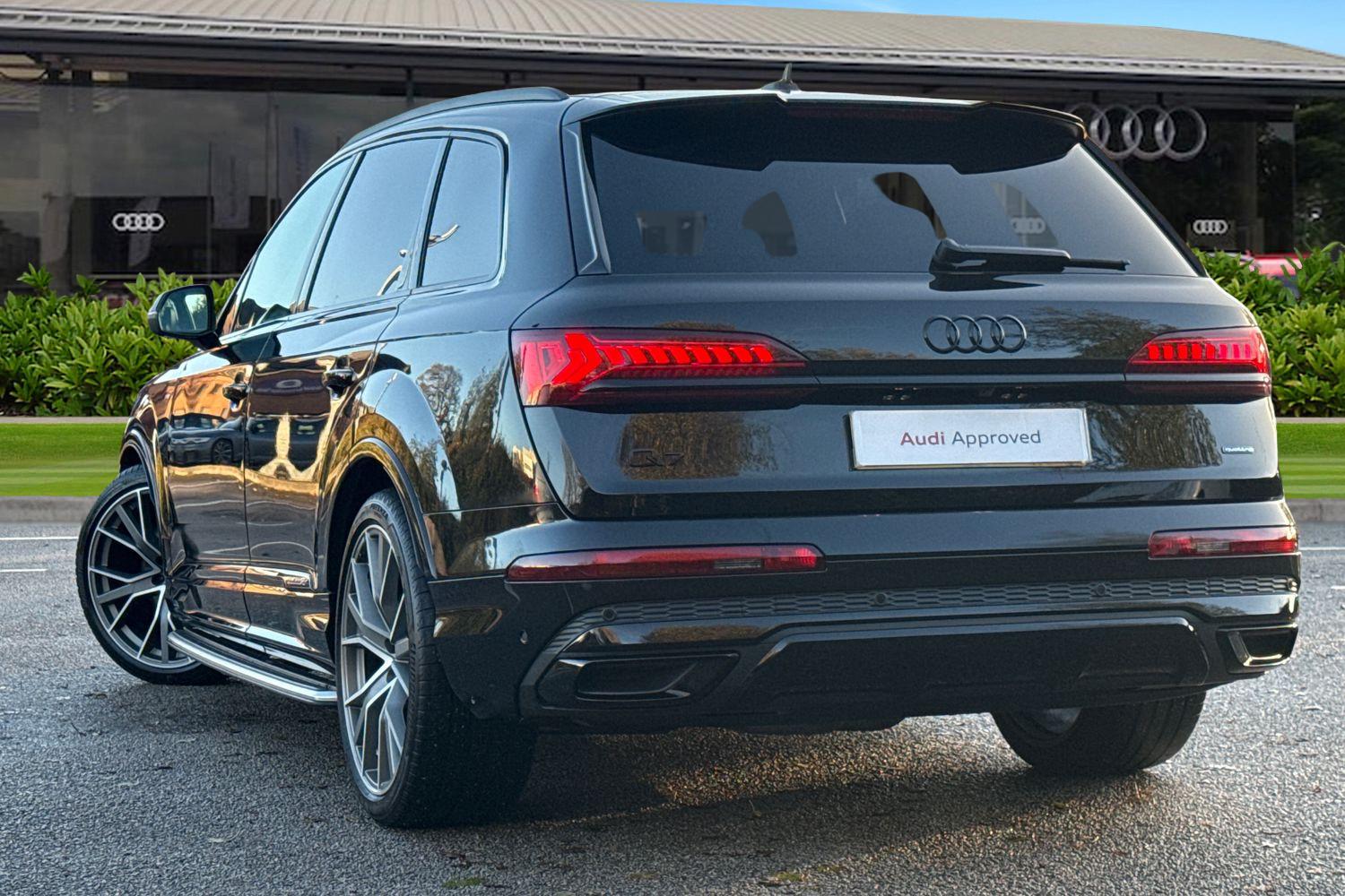 Used Audi Q7 2022 for sale - 76783030: Photo 2