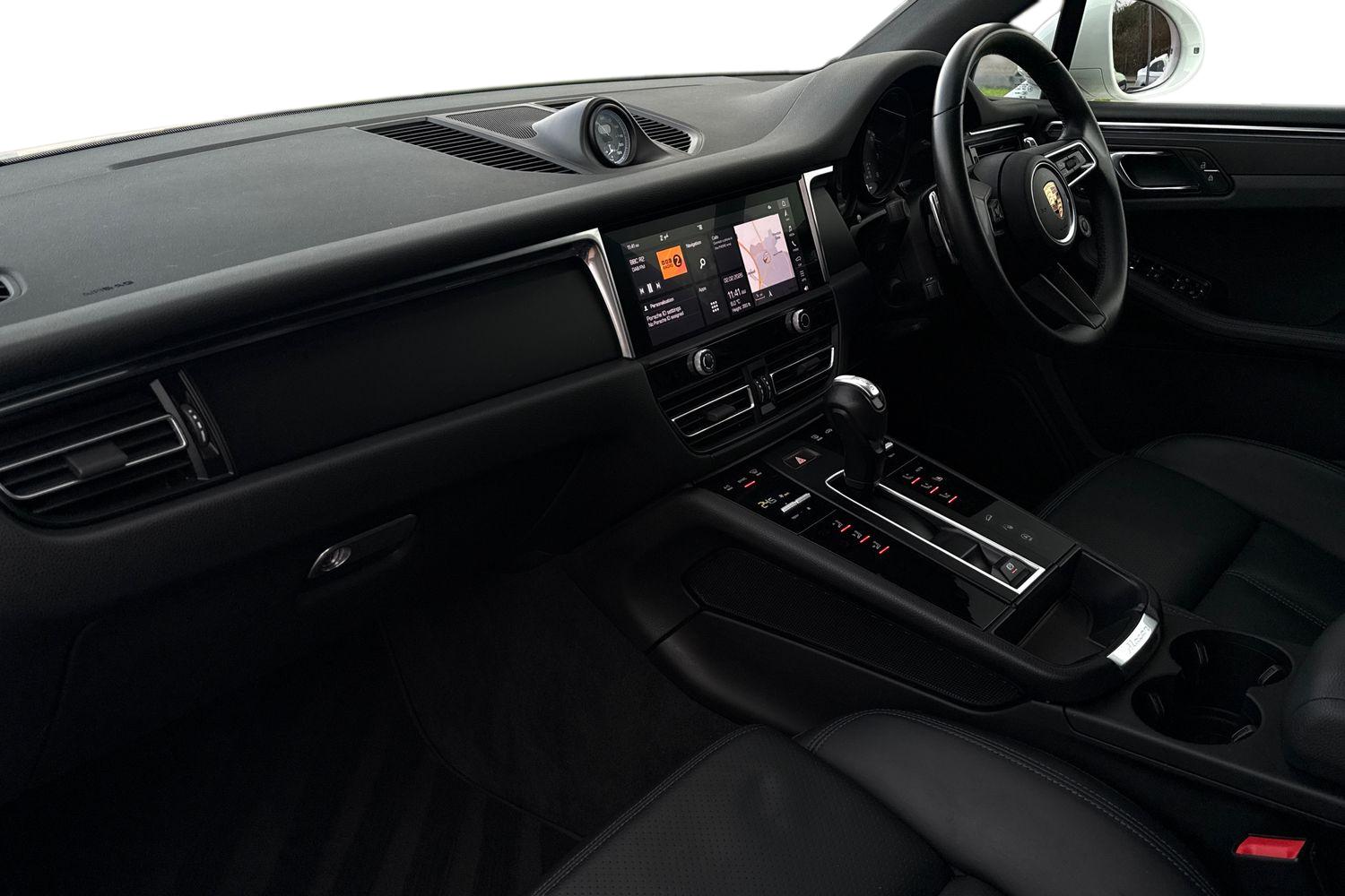 Used Porsche Macan 2023 for sale - 77415294: Photo 15