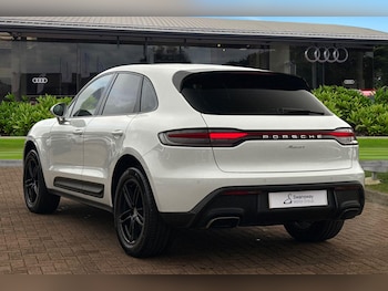 Used Porsche Macan 2023 for sale - 77415294: Photo