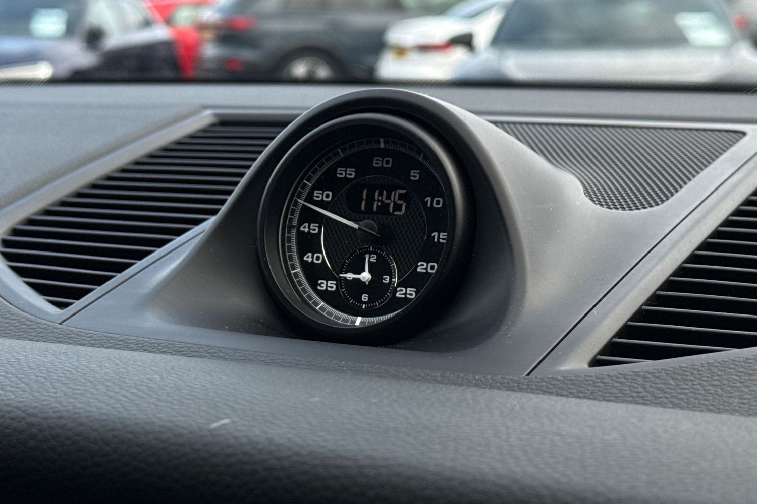 Used Porsche Macan 2023 for sale - 77415294: Photo 40