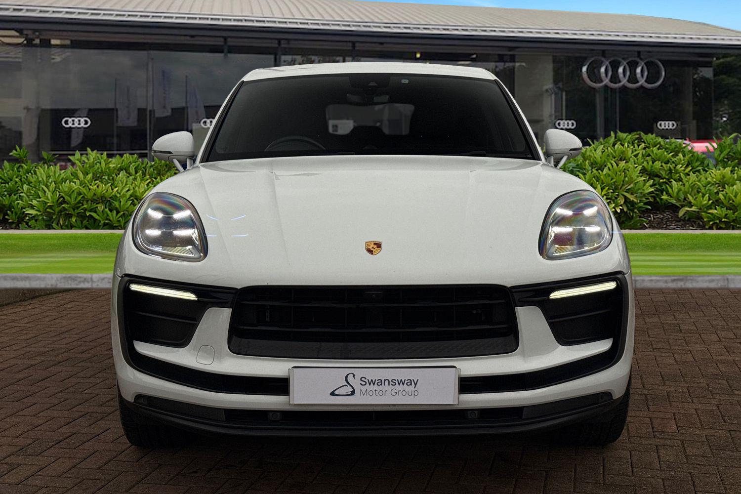 Used Porsche Macan 2023 for sale - 77415294: Photo 6