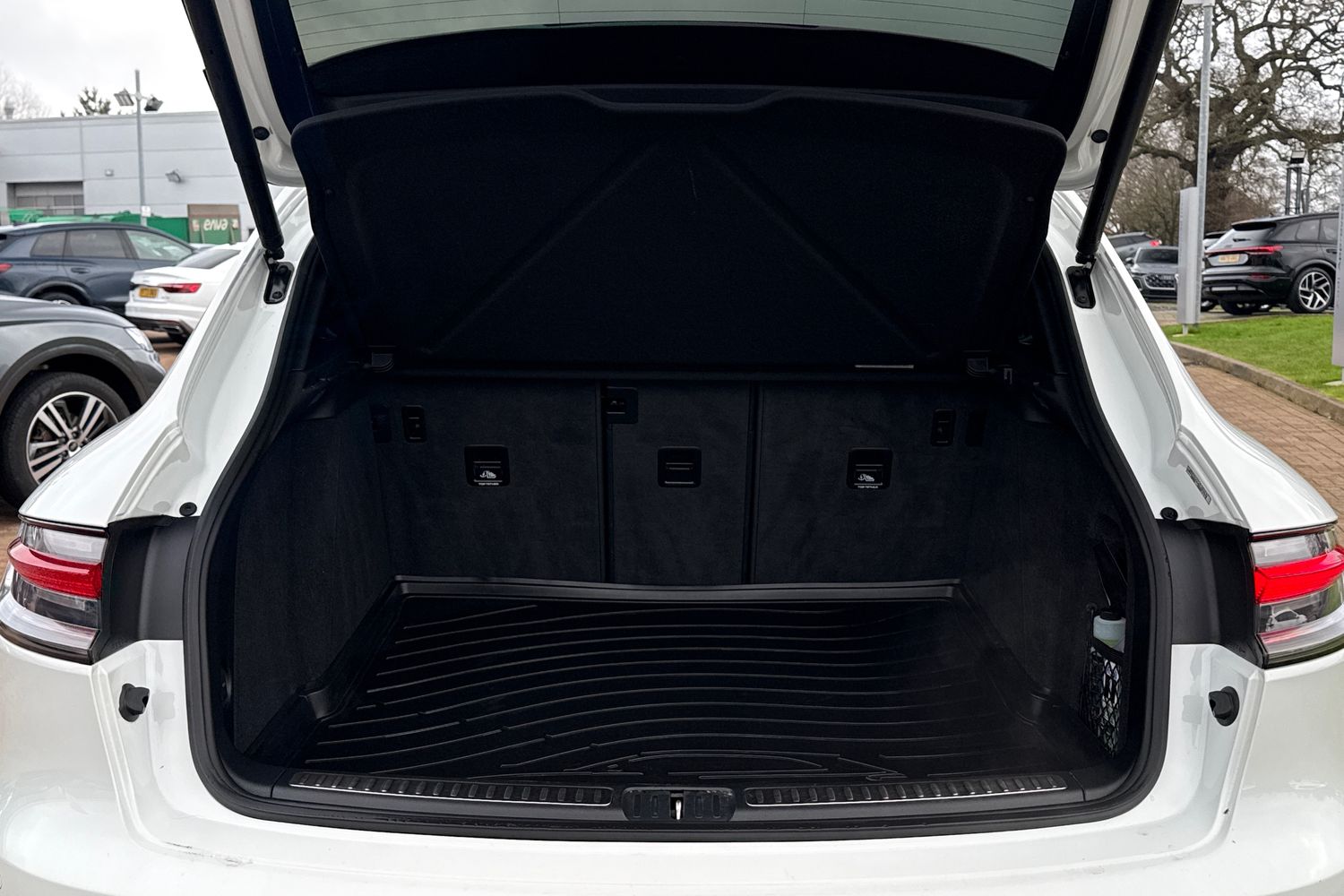 Used Porsche Macan 2023 for sale - 77415294: Photo 7