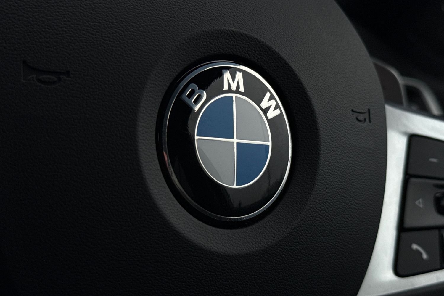 Used BMW 3 Series 2024 for sale - 77340931: Photo 45