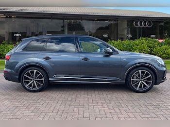 Used Audi Q7 2023 for sale - 78316728: Photo