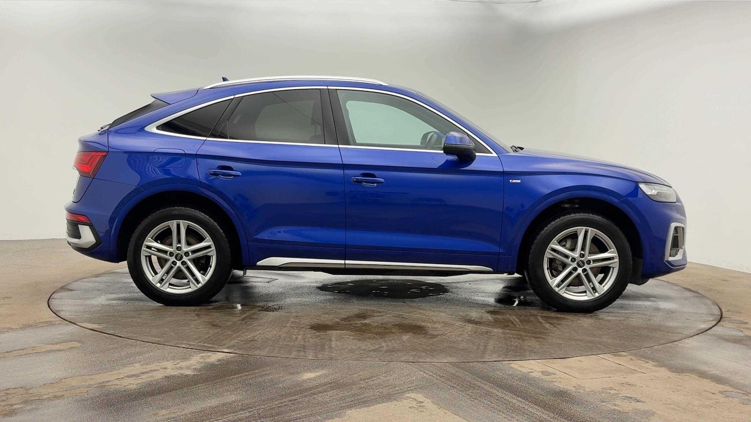 Used Audi Q5 2023 for sale - 76519975: Photo 4