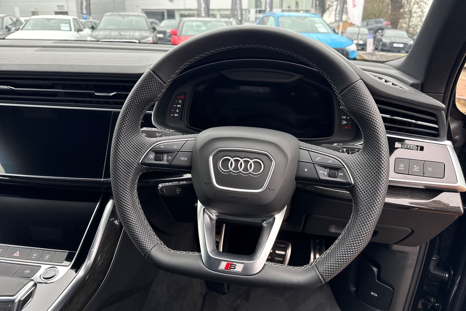 Used Audi Q7 2025 for sale - 77929052: Photo 46