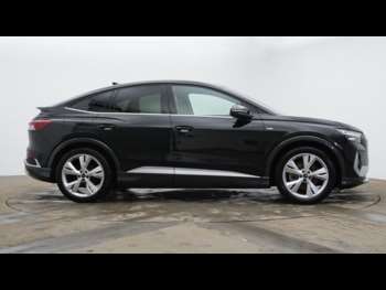 Used Audi Q4 e-tron 2023 for sale - 74826149: Photo
