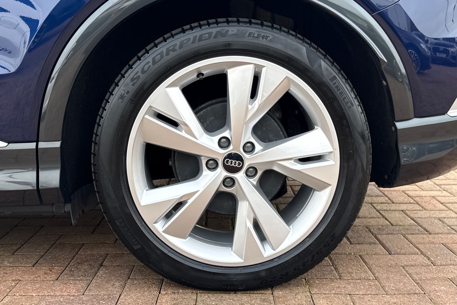 Used Audi Q4 e-tron 2024 for sale - 76495272: Photo 13