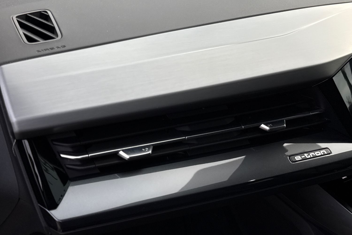 Used Audi Q4 e-tron 2024 for sale - 76495272: Photo 34