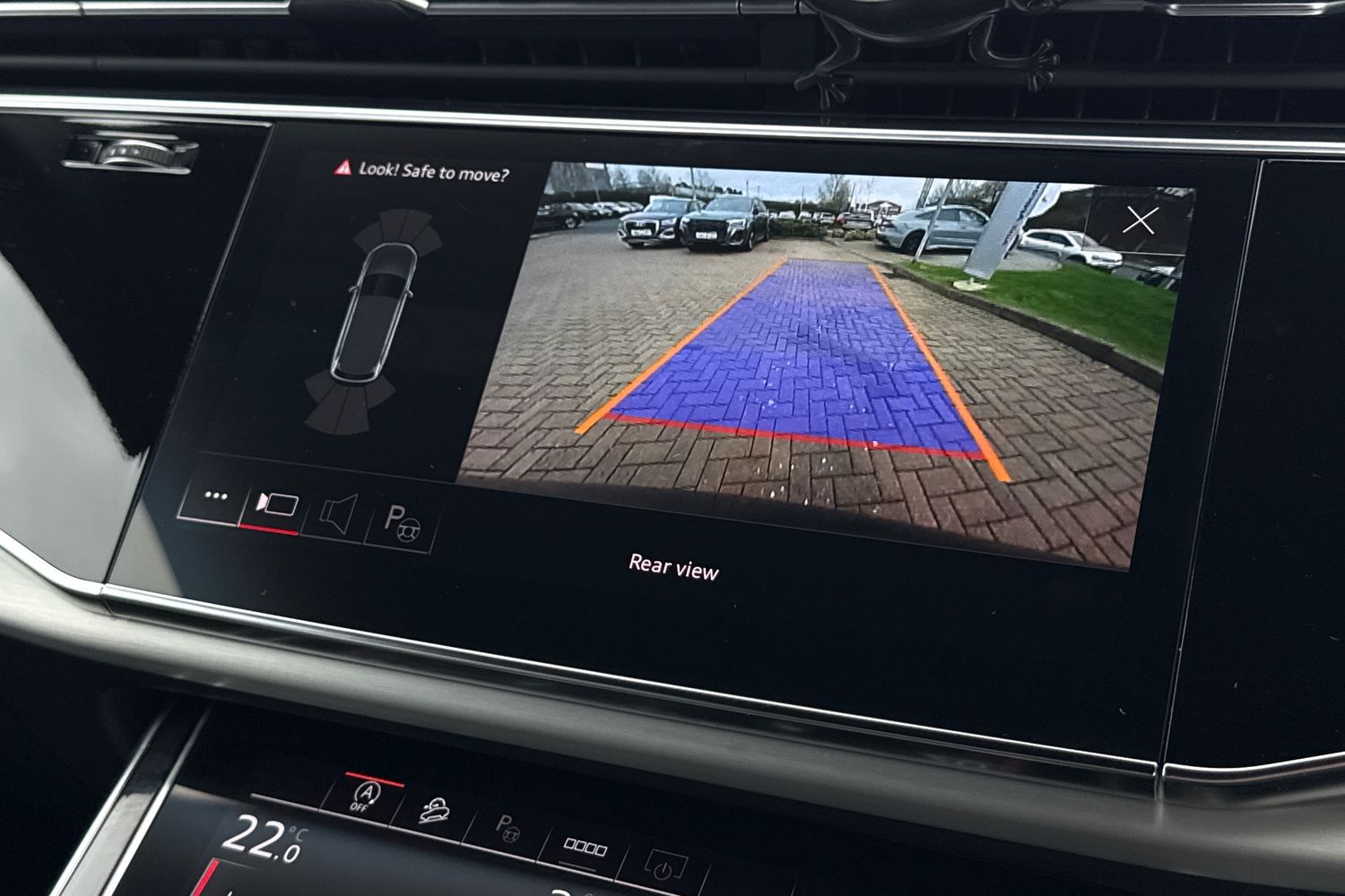 Used Audi Q7 2023 for sale - 77904495: Photo 40