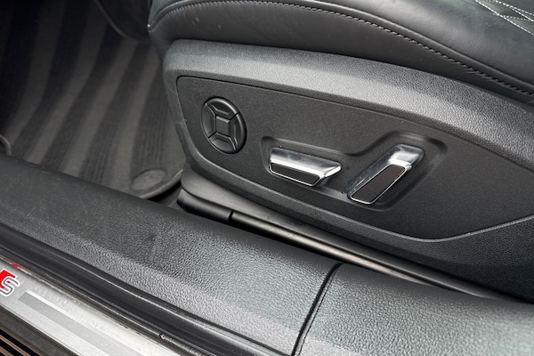 Used Audi S6 Avant 2022 for sale - 76316630: Photo 32