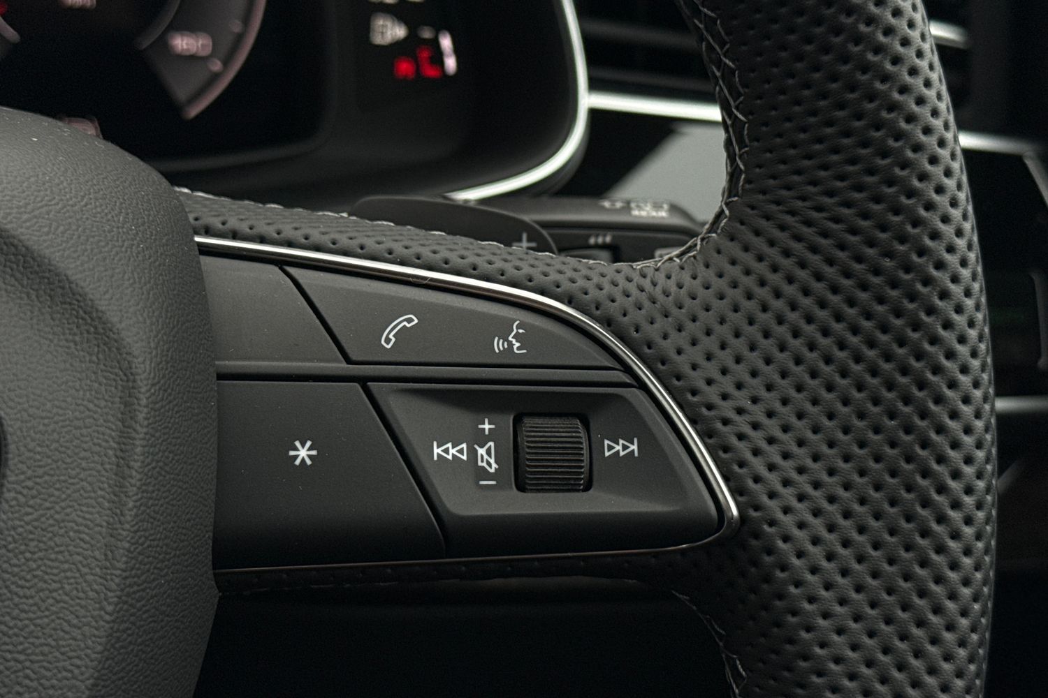 Used Audi Q8 2026 for sale - 77383202: Photo 38