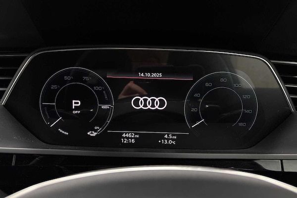 Used Audi Q8 2024 for sale - 76300350: Photo 11