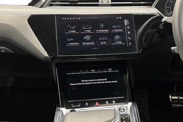Used Audi Q8 2024 for sale - 76300350: Photo 12