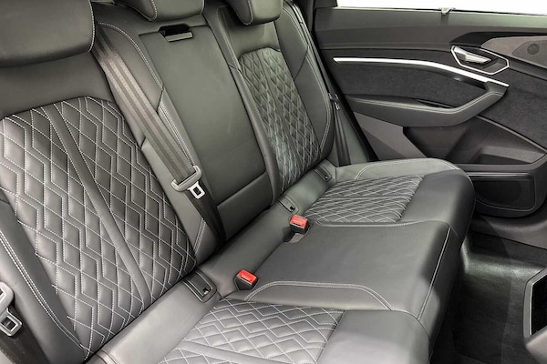 Used Audi Q8 2024 for sale - 76300350: Photo 9