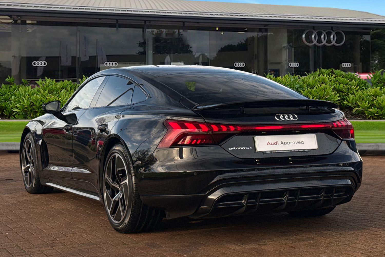 Used Audi e-tron GT 2023 for sale - 76909369: Photo 2