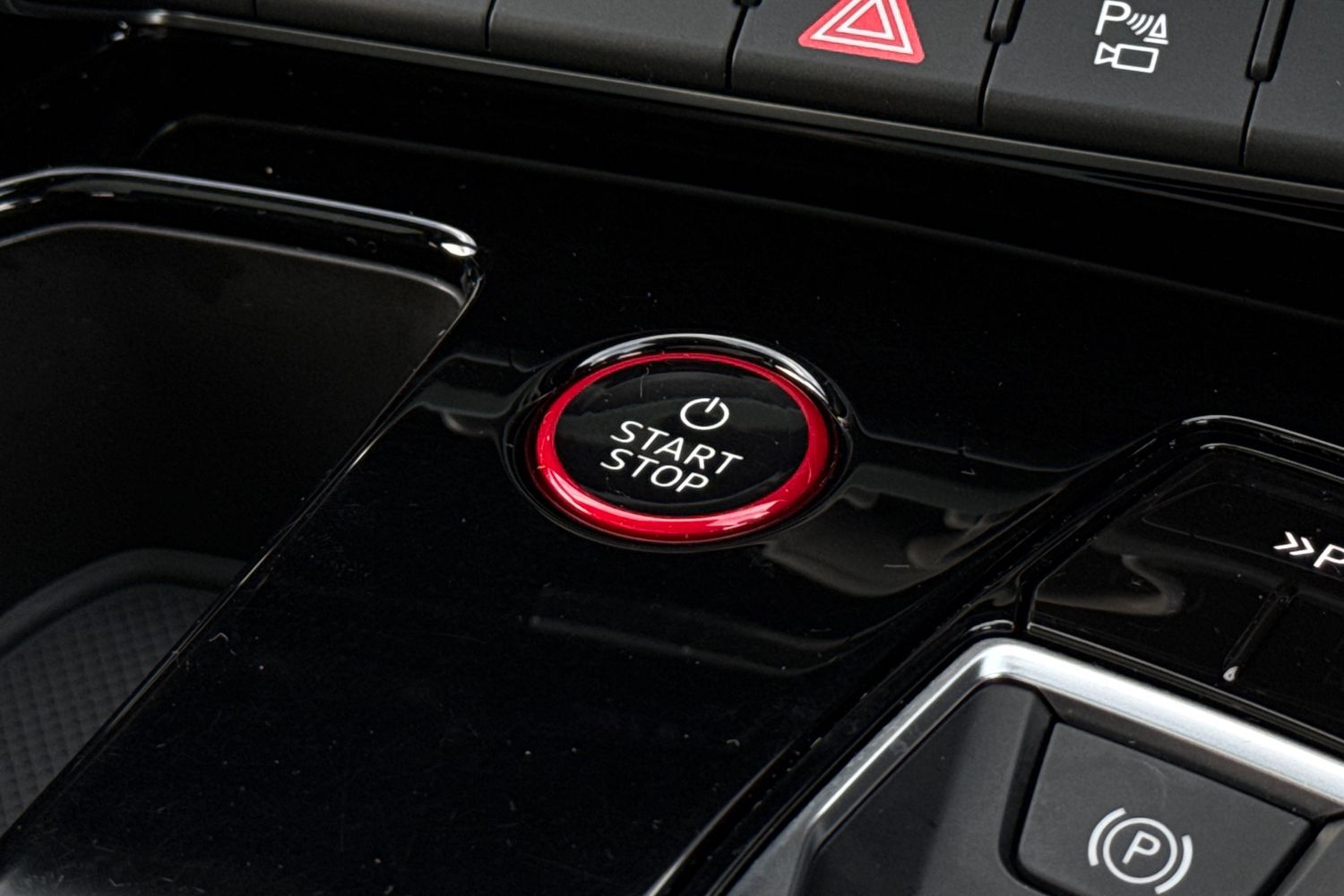 Used Audi e-tron GT 2023 for sale - 76909369: Photo 46