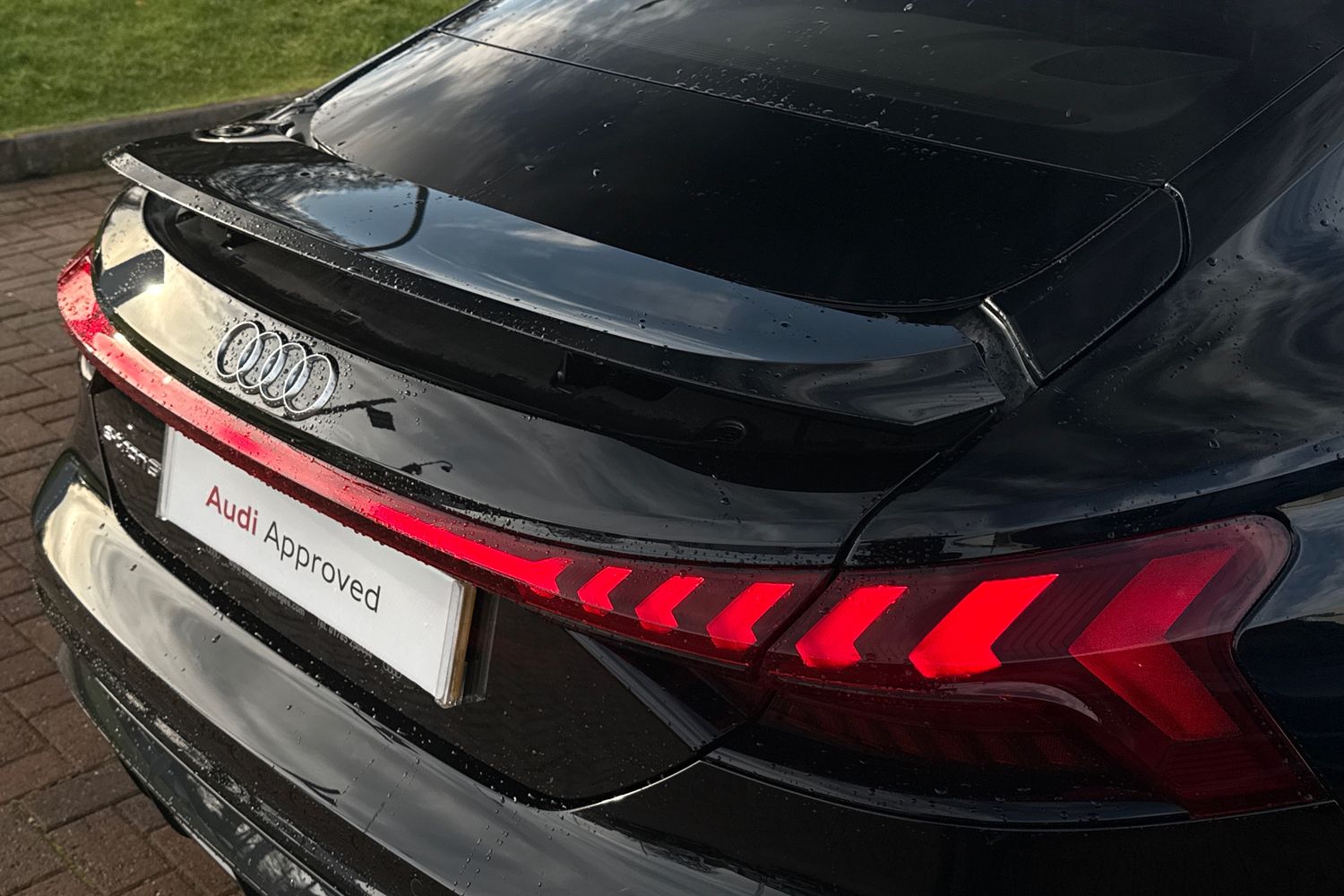 Used Audi e-tron GT 2023 for sale - 76909369: Photo 48