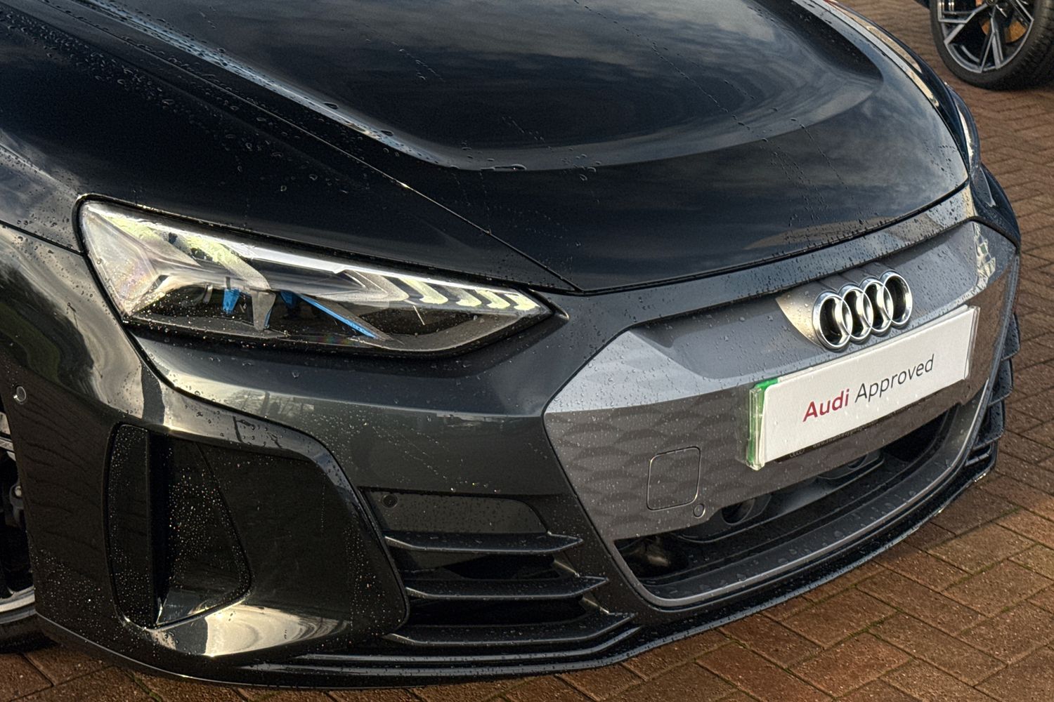 Used Audi e-tron GT 2023 for sale - 76909369: Photo 9