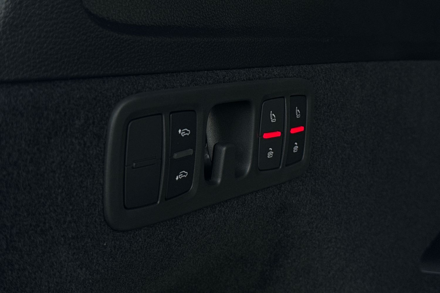 Used Audi SQ7 2025 for sale - 76654247: Photo 28