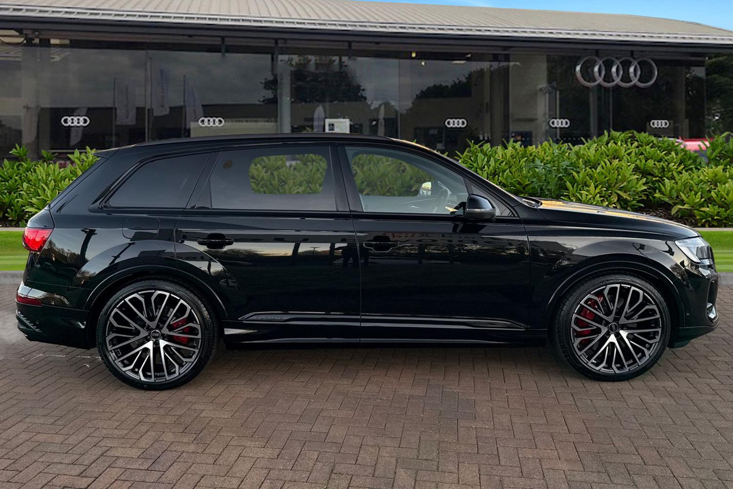 Used Audi SQ7 2025 for sale - 76654247: Photo 3