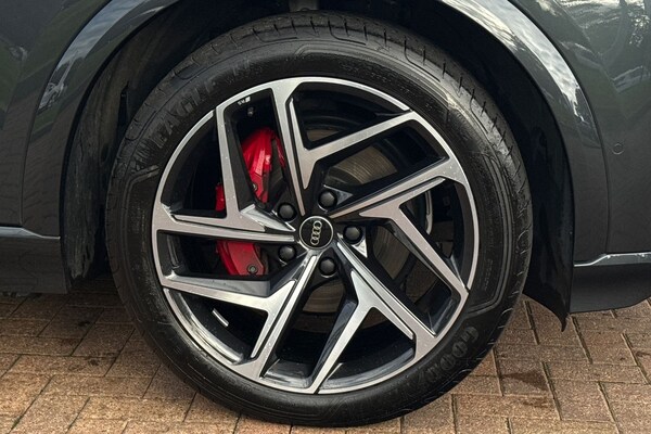 Used Audi Q6 e-tron 2024 for sale - 76274614: Photo 13