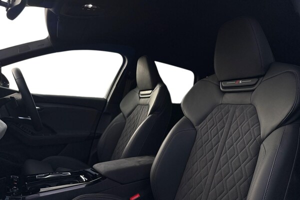Used Audi Q6 e-tron 2024 for sale - 76274614: Photo 16