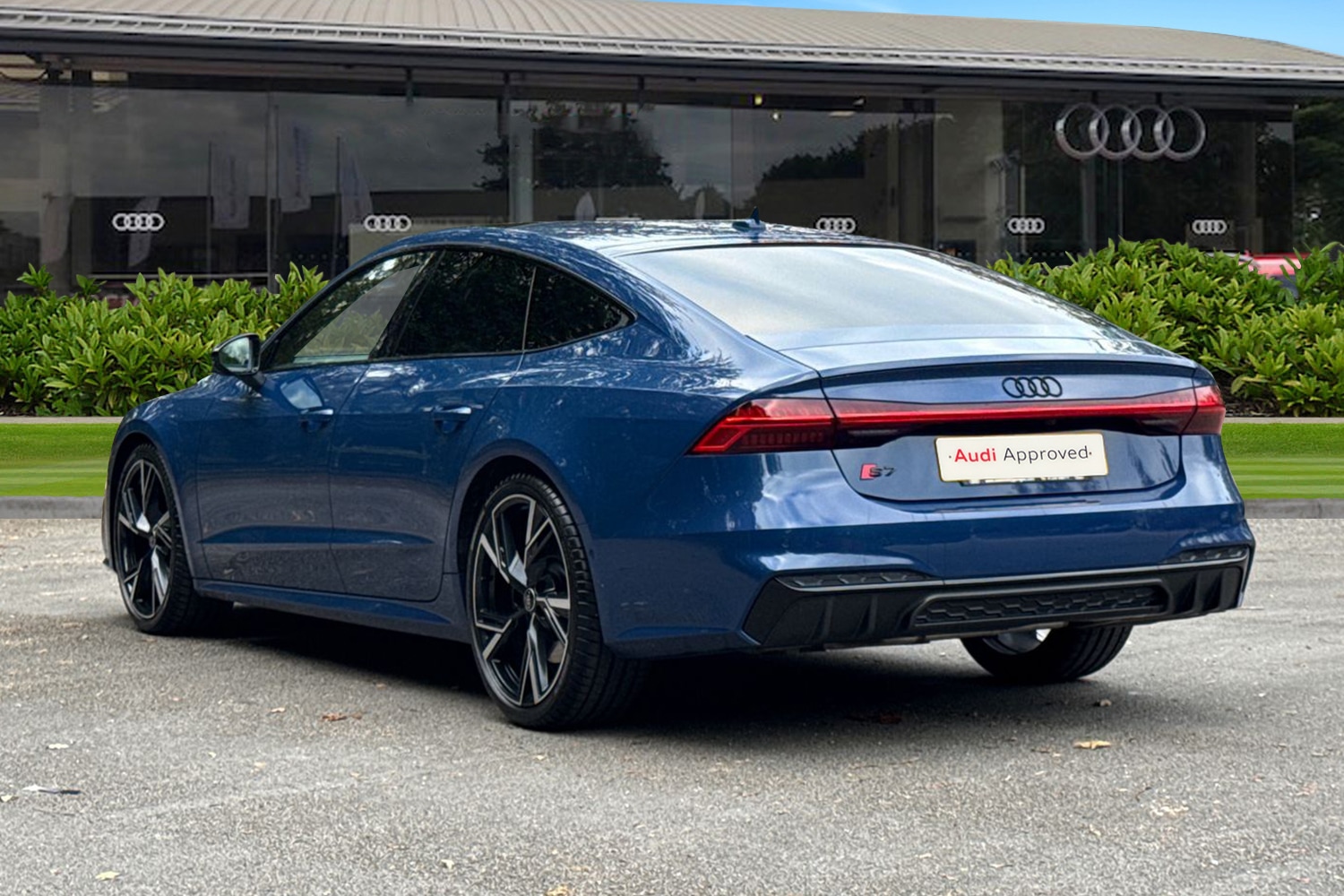 Used Audi S7 2025 for sale - 76304862: Photo 2