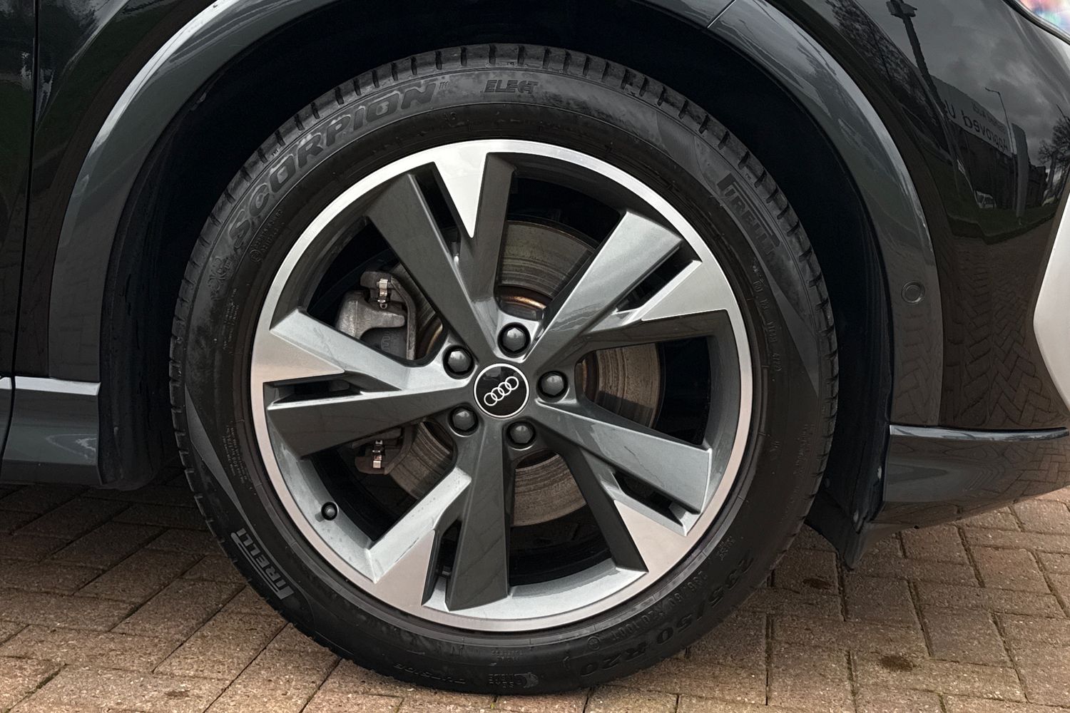 Used Audi Q4 e-tron 2023 for sale - 77692315: Photo 12